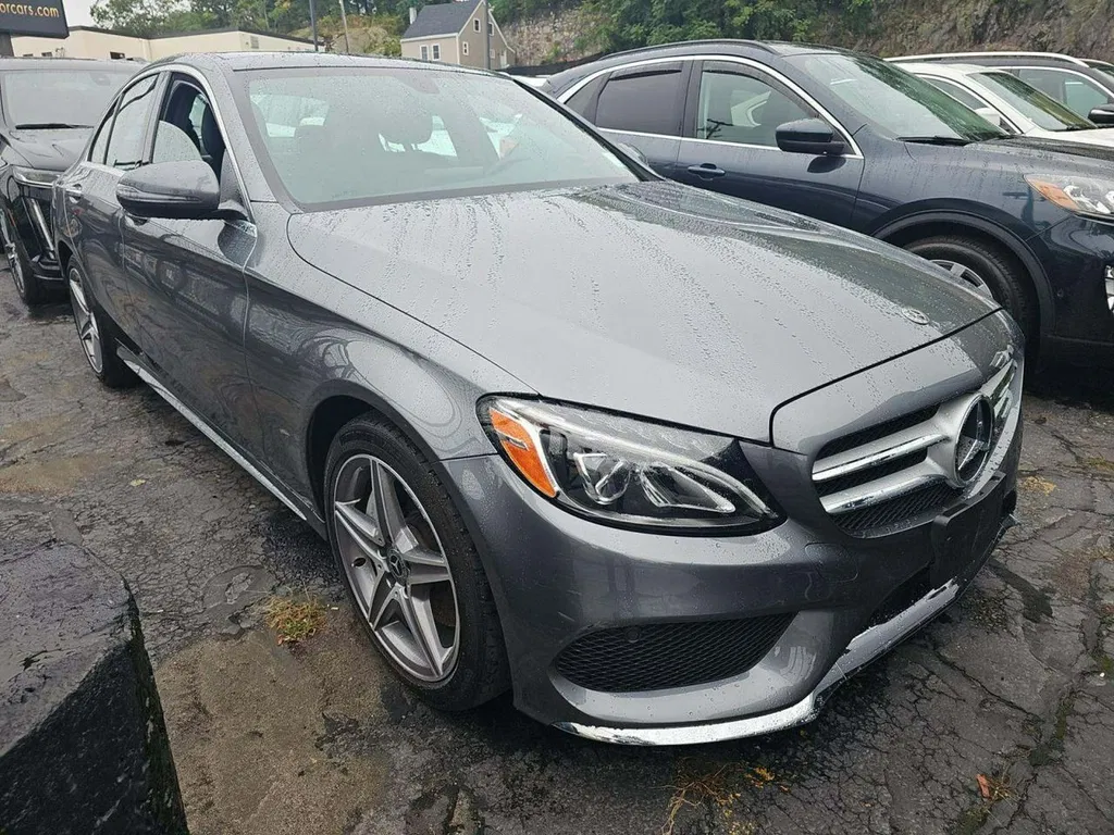 Zdjęcie: 2018 Mercedes-Benz C Klasa