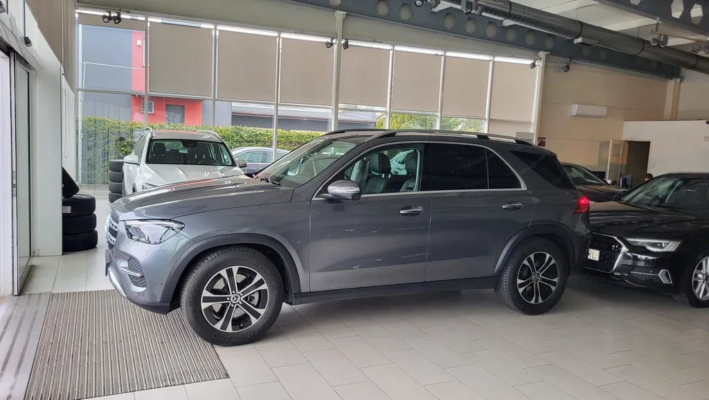 Zdjęcie: 2025 Mercedes-Benz GLE