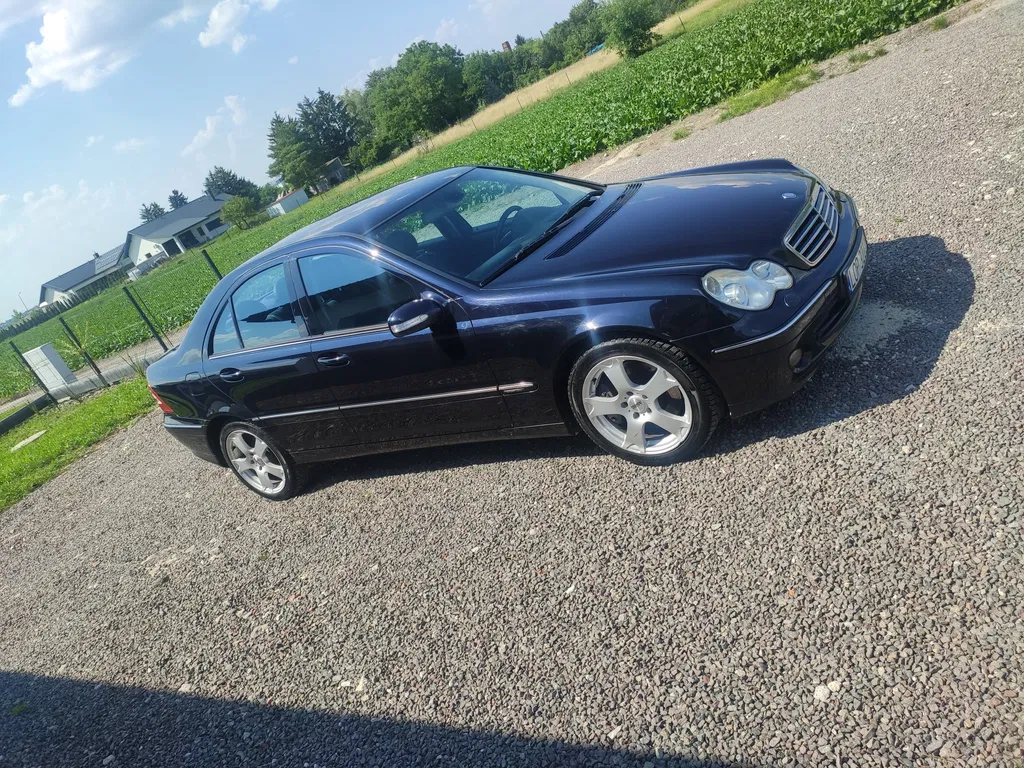 Zdjęcie: 2005 Mercedes-Benz C Klasa