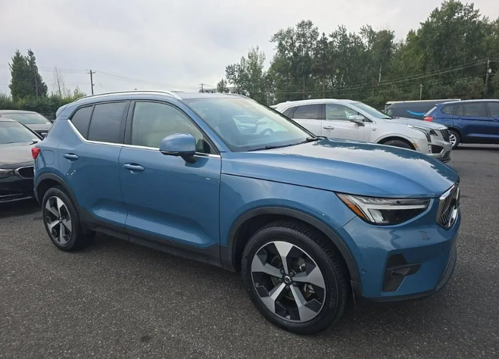 Zdjęcie: 2023 Volvo XC 40