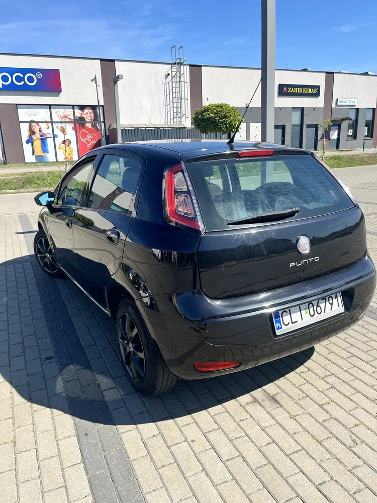 Zdjęcie: 2011 Fiat Punto