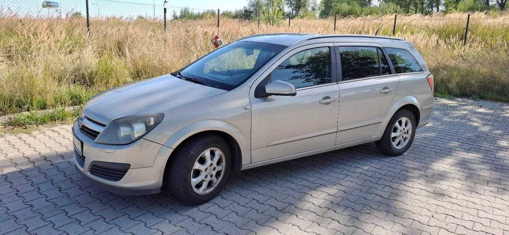Zdjęcie: 2005 Opel Astra