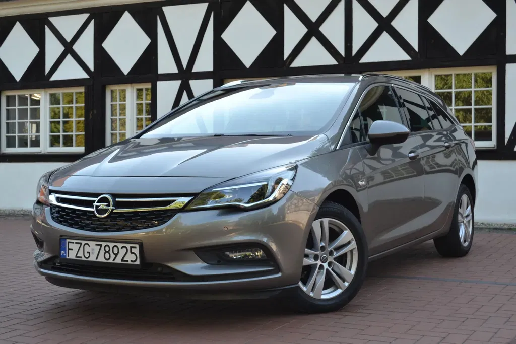 Zdjęcie: 2016 Opel Astra