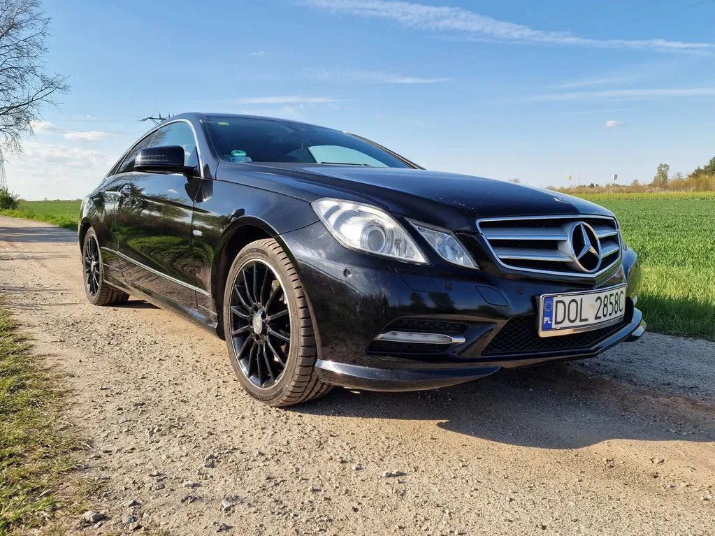 Zdjęcie: 2012 Mercedes-Benz E Klasa
