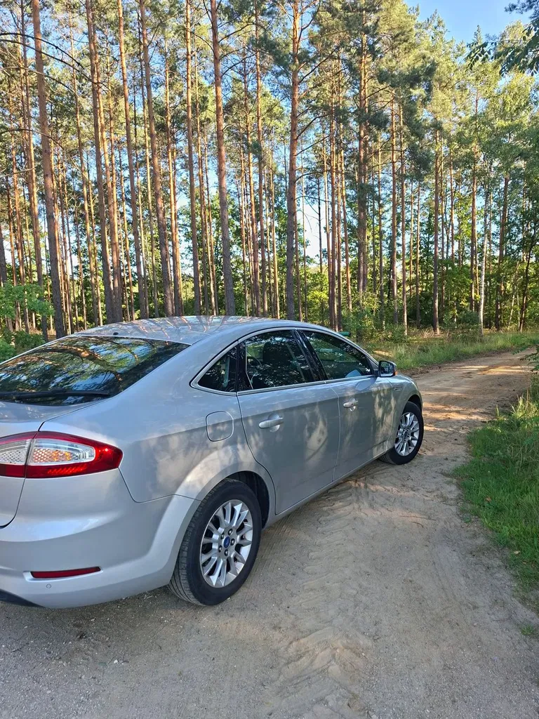 Zdjęcie: 2011 Ford Mondeo