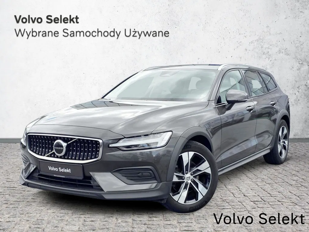 Zdjęcie: 2023 Volvo V60 Cross Country