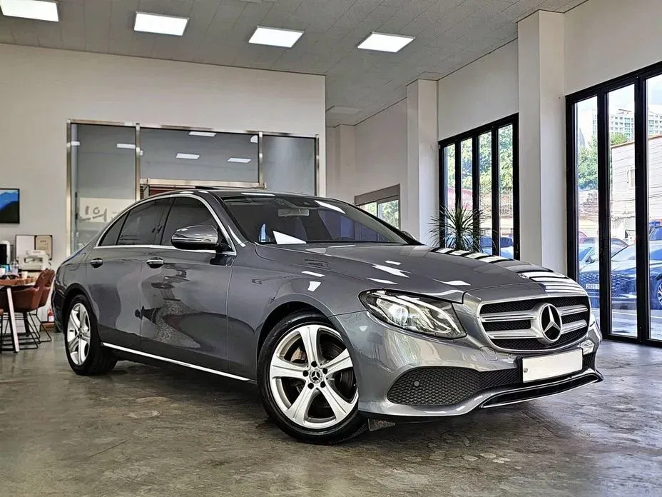 Zdjęcie: 2018 Mercedes-Benz E Klasa