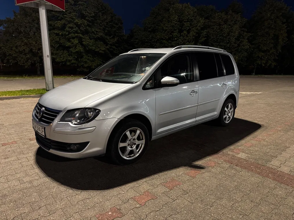 Zdjęcie: 2009 Volkswagen Touran