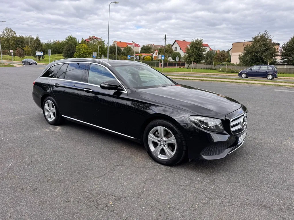 Zdjęcie: 2016 Mercedes-Benz E Klasa