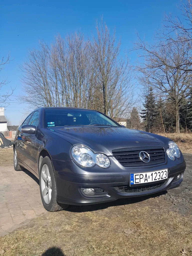 Zdjęcie: 2007 Mercedes-Benz C Klasa