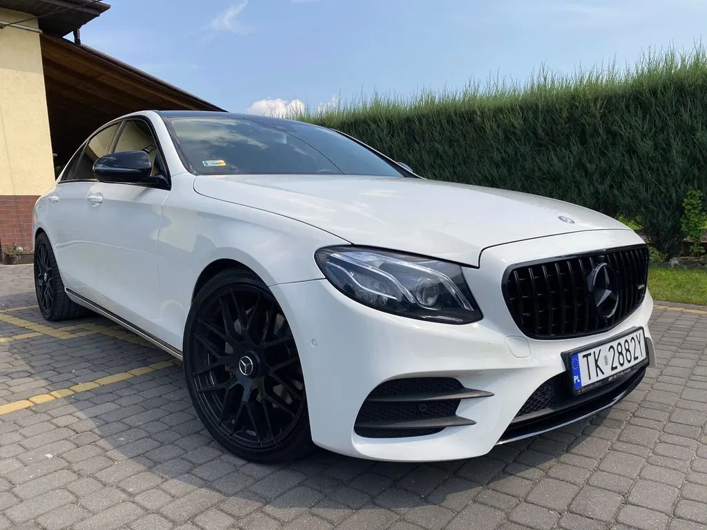 Zdjęcie: 2016 Mercedes-Benz E Klasa