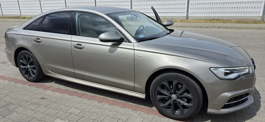 Zdjęcie: 2016 Audi A6 Limousine