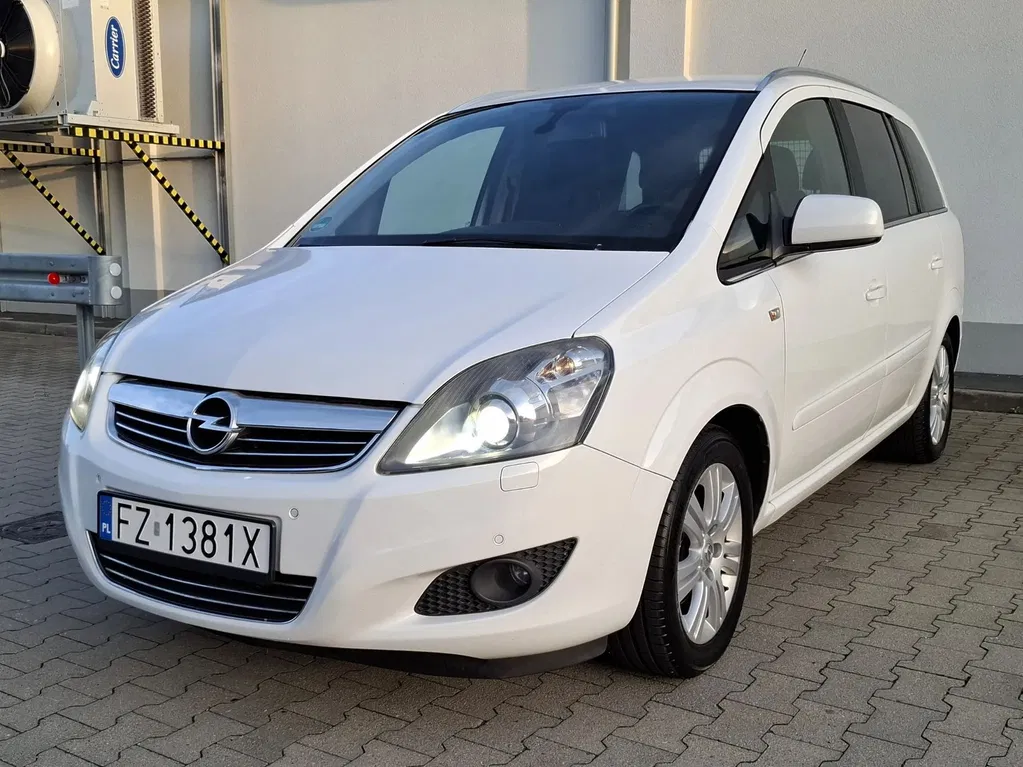 Zdjęcie: 2012 Opel Zafira