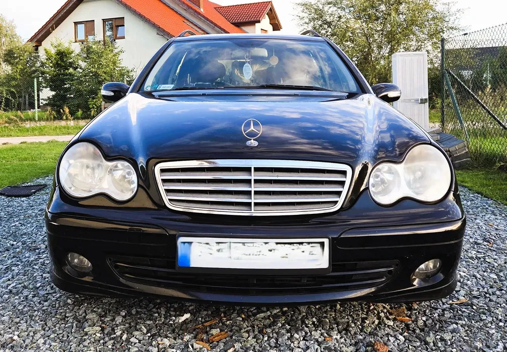 Zdjęcie: 2006 Mercedes-Benz C Klasa