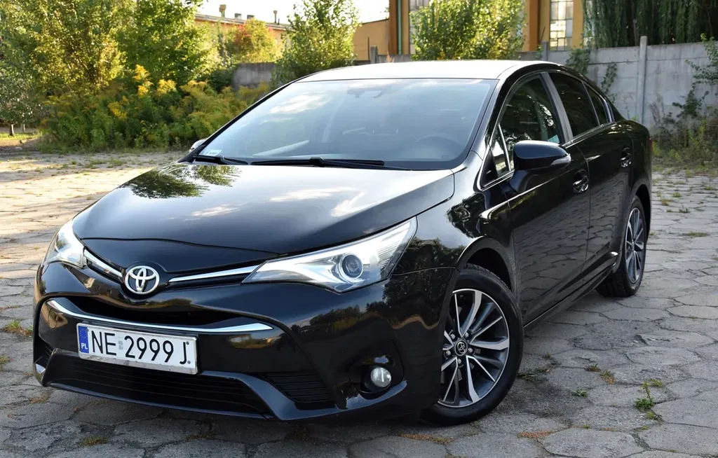 Zdjęcie: 2015 Toyota Avensis