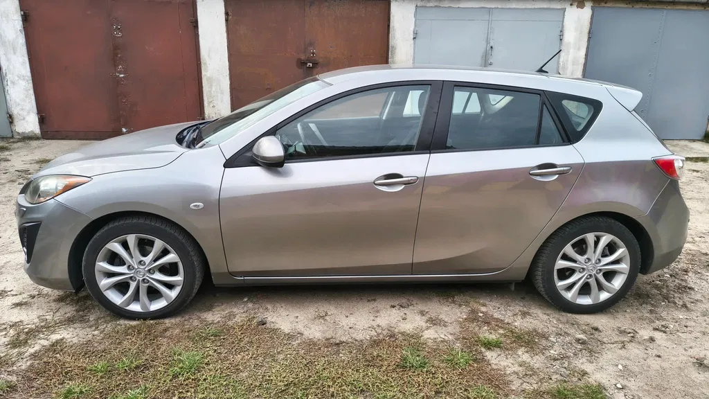 Zdjęcie: 2011 Mazda 3