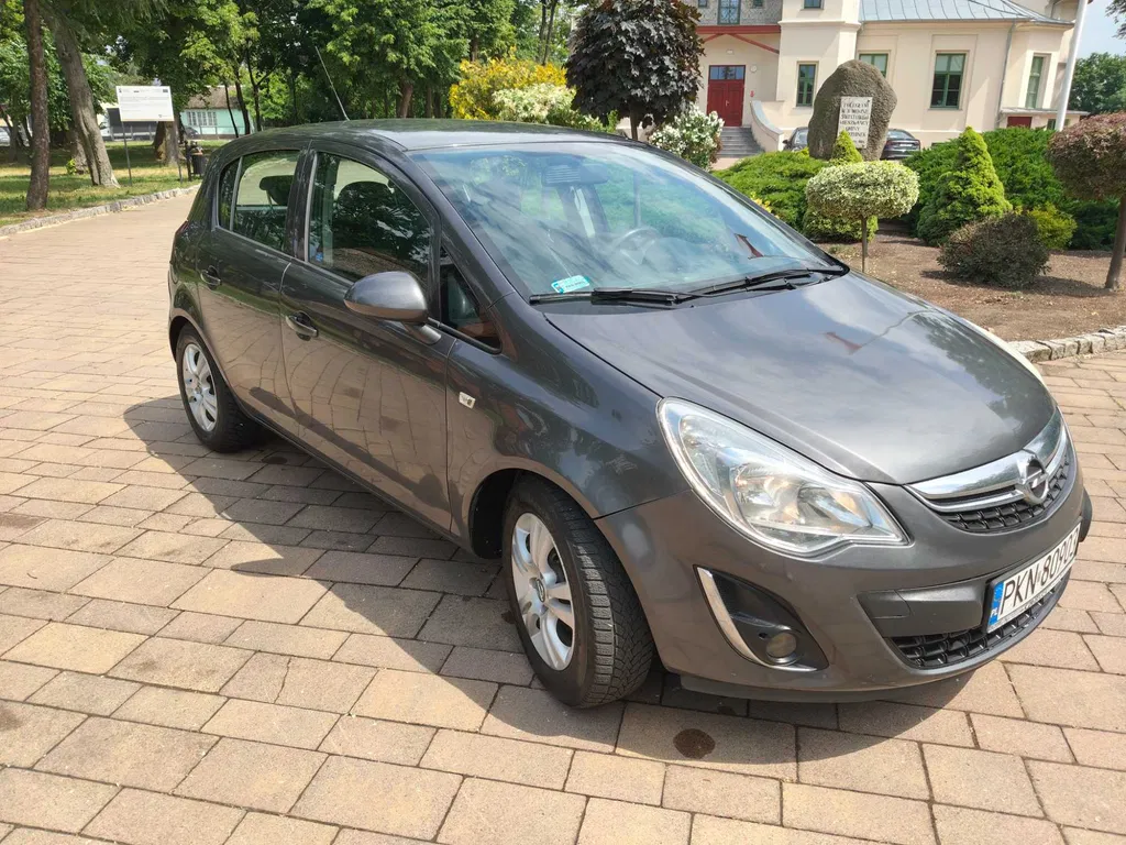 Zdjęcie: 2012 Opel Corsa