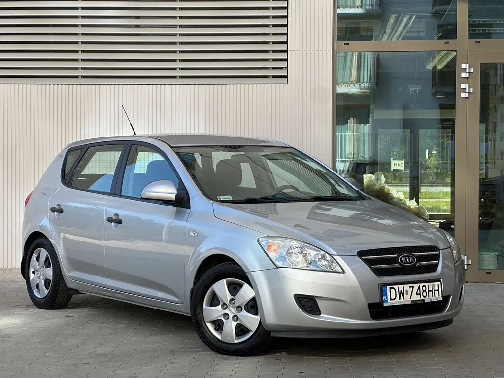 Zdjęcie: 2009 Kia Cee'd