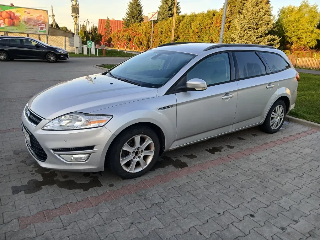 Zdjęcie: 2013 Ford Mondeo