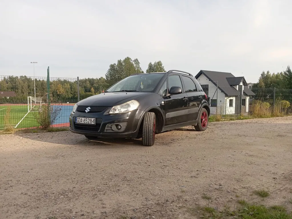 Zdjęcie: 2011 Suzuki SX4