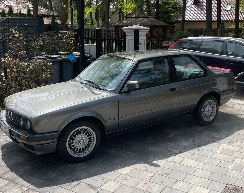 Zdjęcie: 1989 BMW Seria 3
