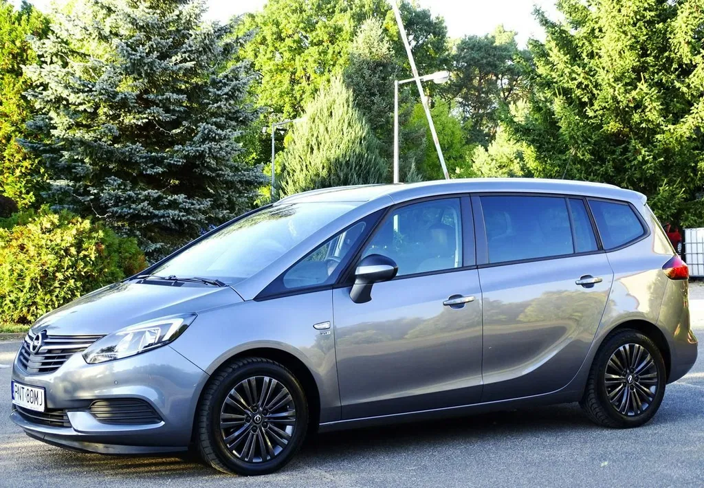 Zdjęcie: 2019 Opel Zafira