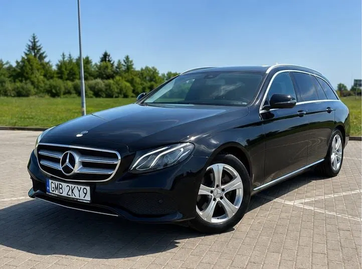 Zdjęcie: 2016 Mercedes-Benz E Klasa