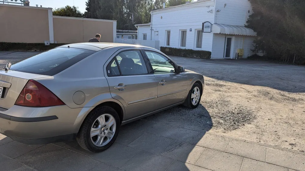 Zdjęcie: 2002 Ford Mondeo
