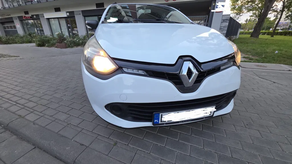 Zdjęcie: 2013 Renault Clio