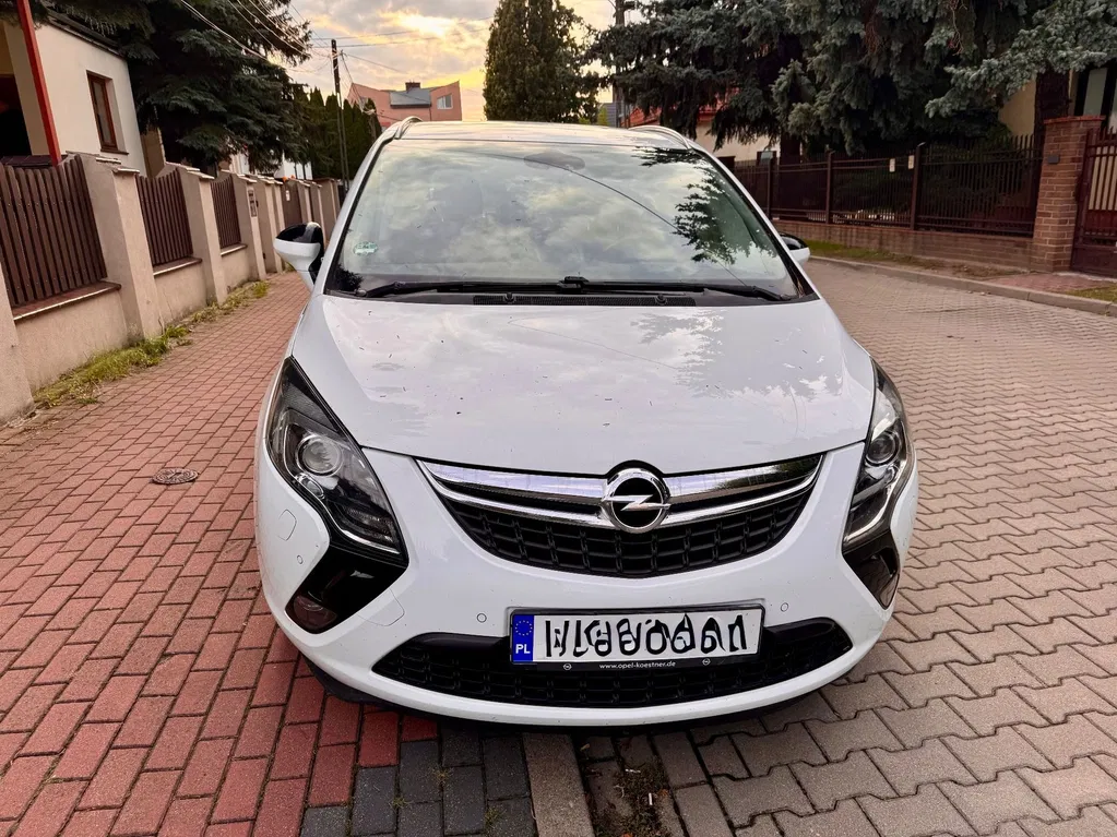 Zdjęcie: 2016 Opel Zafira