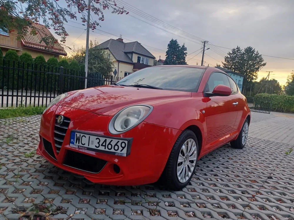 Zdjęcie: 2009 Alfa Romeo Mito