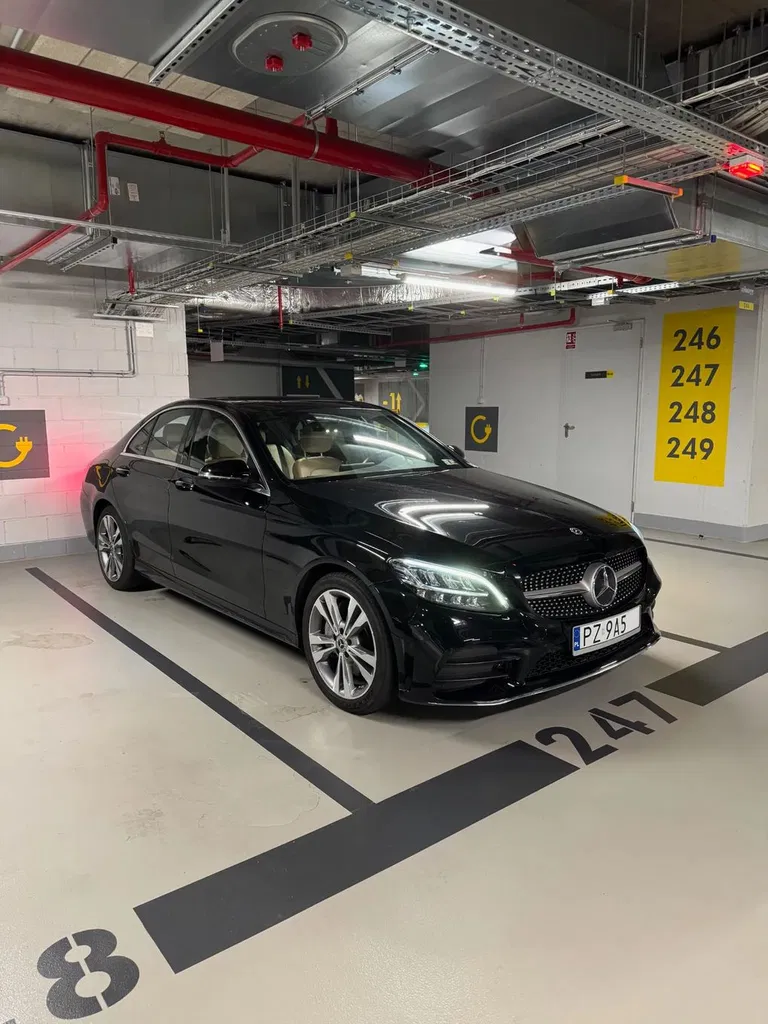 Zdjęcie: 2019 Mercedes-Benz C Klasa