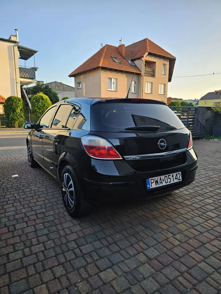 Zdjęcie: 2005 Opel Astra