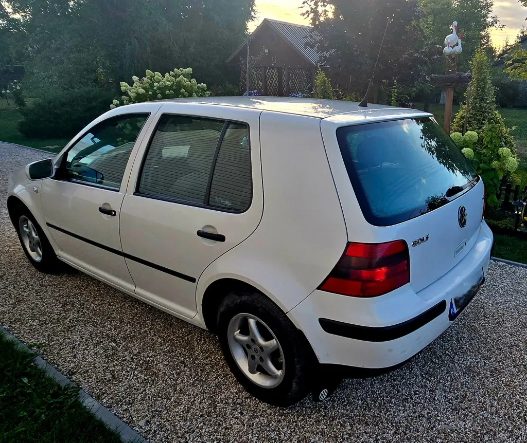 Zdjęcie: 1999 Volkswagen Golf