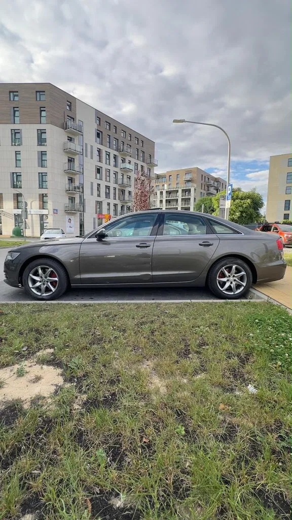 Zdjęcie: 2012 Audi A6 Limousine