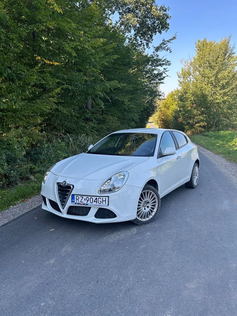 Zdjęcie: 2010 Alfa Romeo Giulietta