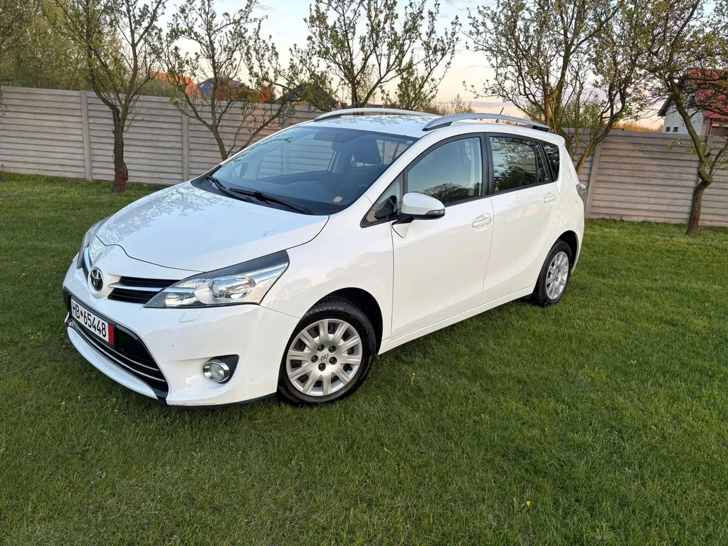 Zdjęcie: 2014 Toyota Verso