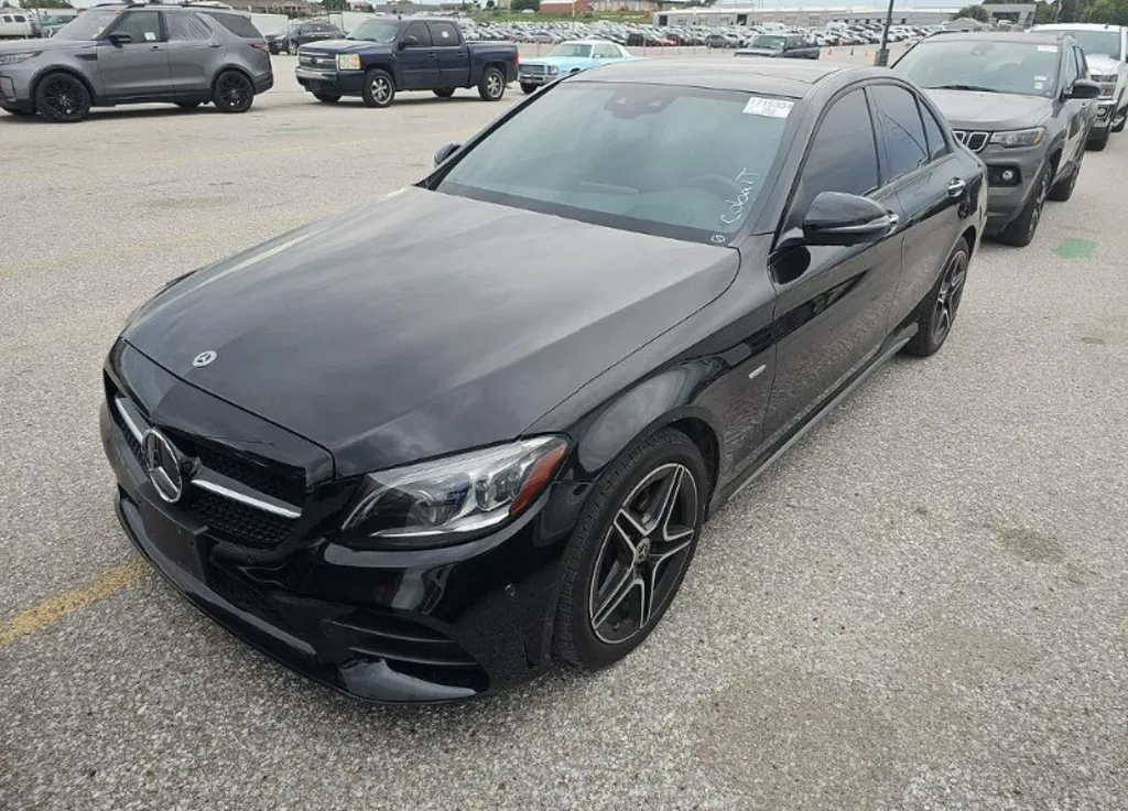 Zdjęcie: 2021 Mercedes-Benz C Klasa