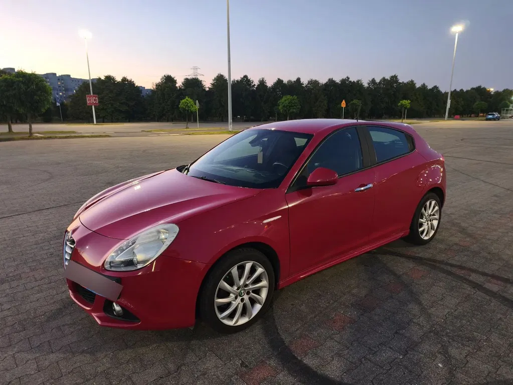 Zdjęcie: 2013 Alfa Romeo Giulietta