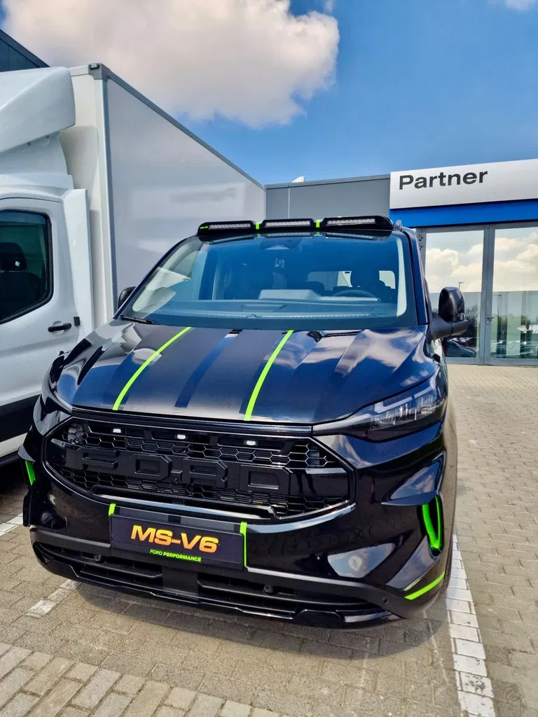 Zdjęcie: 2026 Ford Tourneo Custom