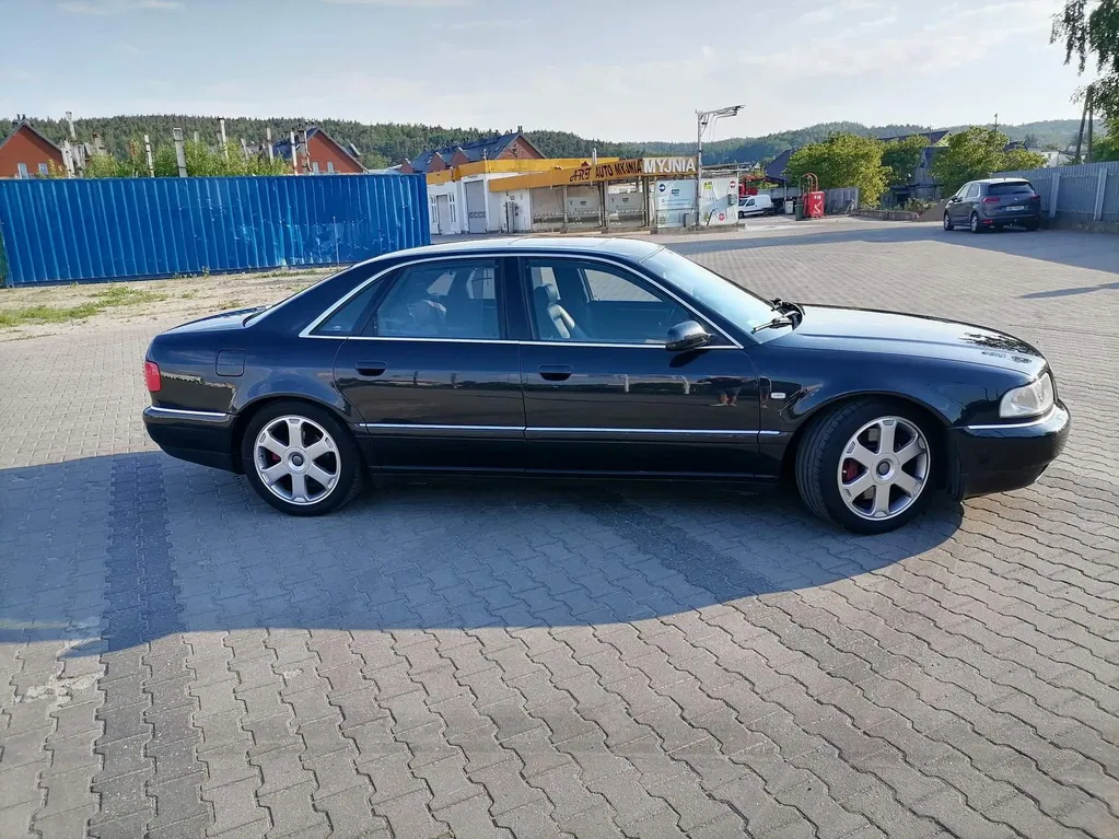 Zdjęcie: 1999 Audi S8