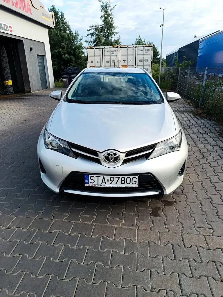 Zdjęcie: 2013 Toyota Auris