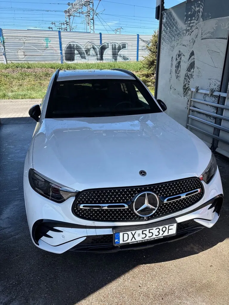 Zdjęcie: 2025 Mercedes-Benz GLC