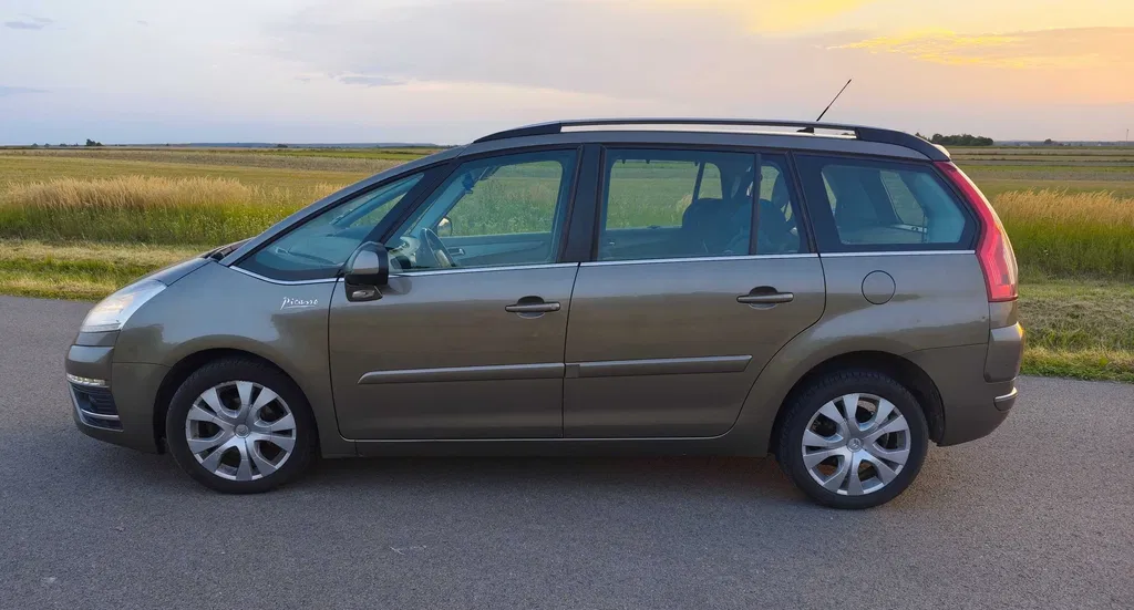 Zdjęcie: 2011 Citroen C4 Grand Picasso