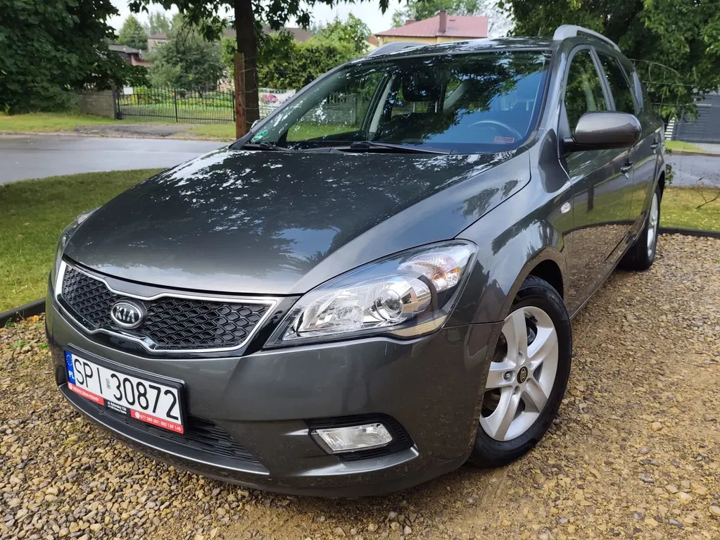 Zdjęcie: 2012 Kia Cee'd