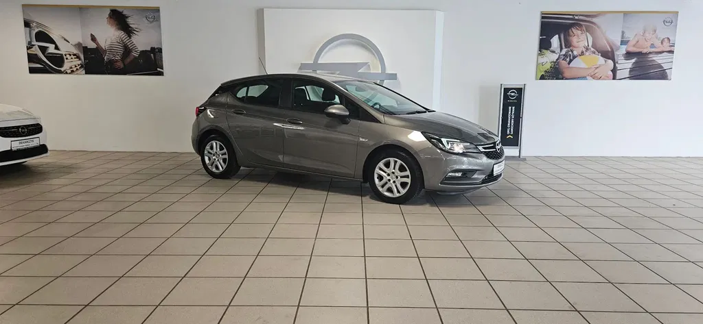 Zdjęcie: 2017 Opel Astra