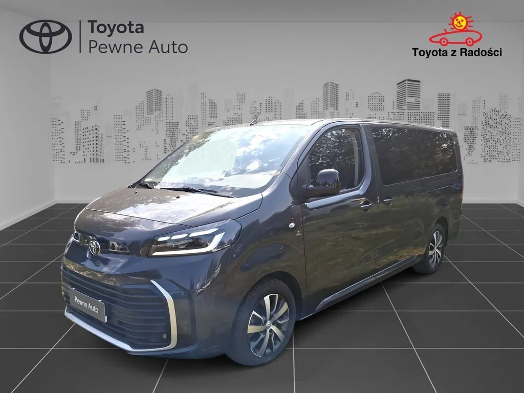 Zdjęcie: 2025 Toyota Proace Verso