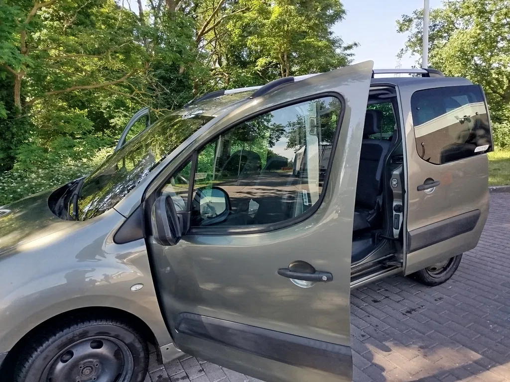 Zdjęcie: 2010 Citroen Berlingo