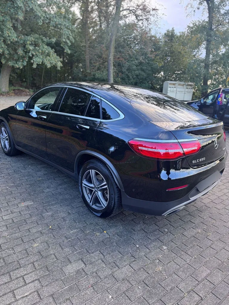 Zdjęcie: 2017 Mercedes-Benz GLC