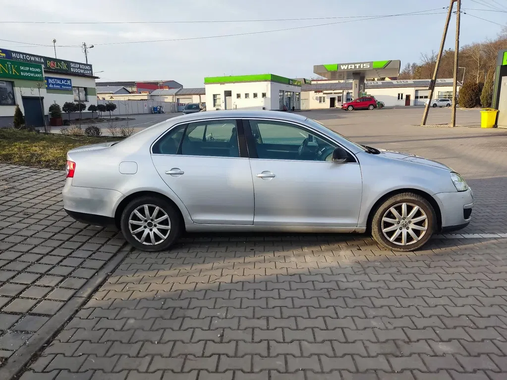 Zdjęcie: 2006 Volkswagen Jetta